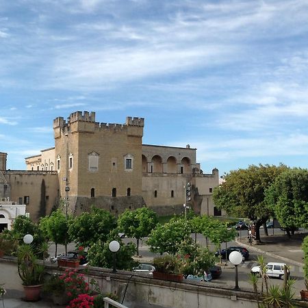 Hotel Castello Mesagne Bagian luar foto
