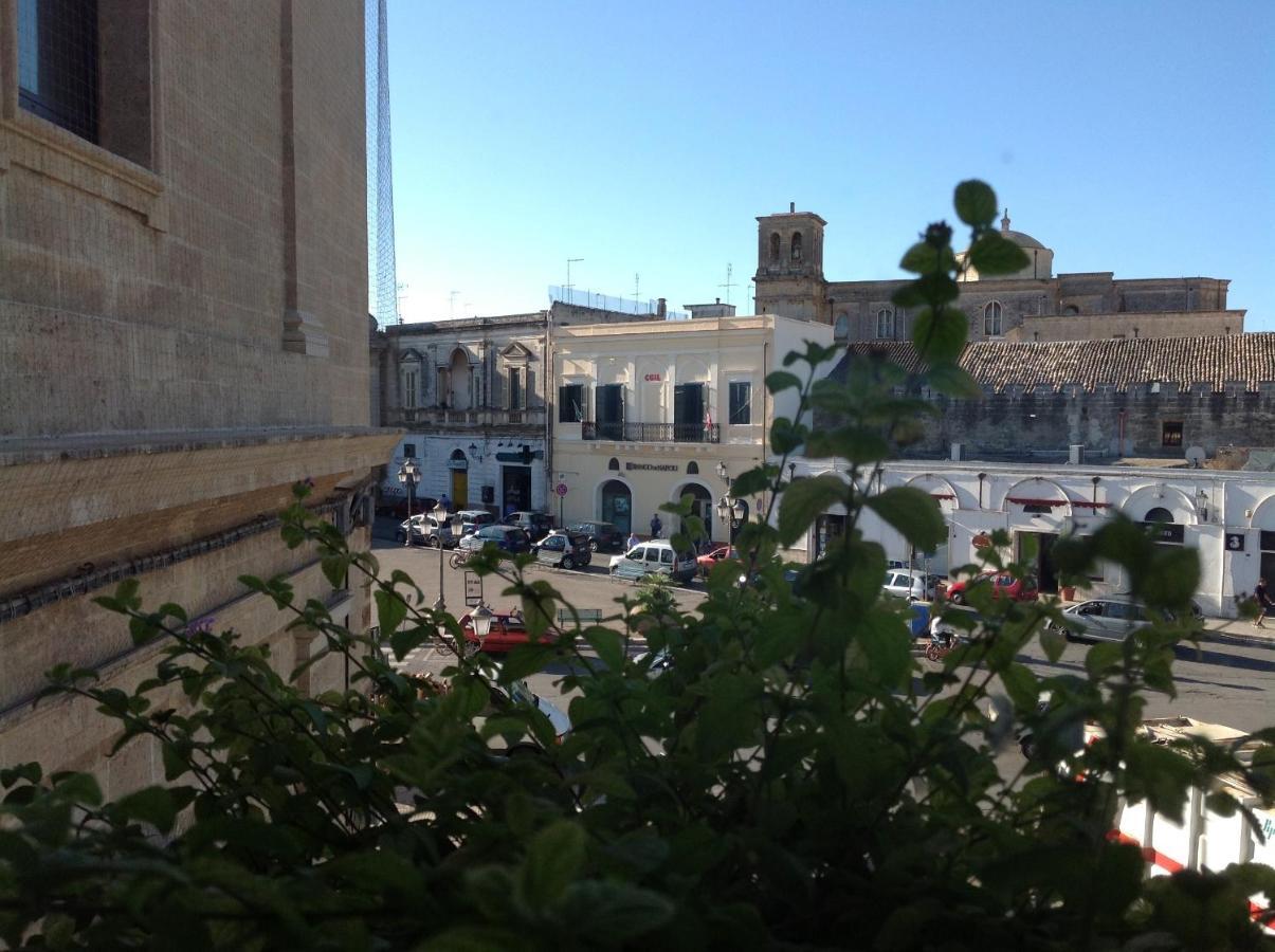 Hotel Castello Mesagne Bagian luar foto