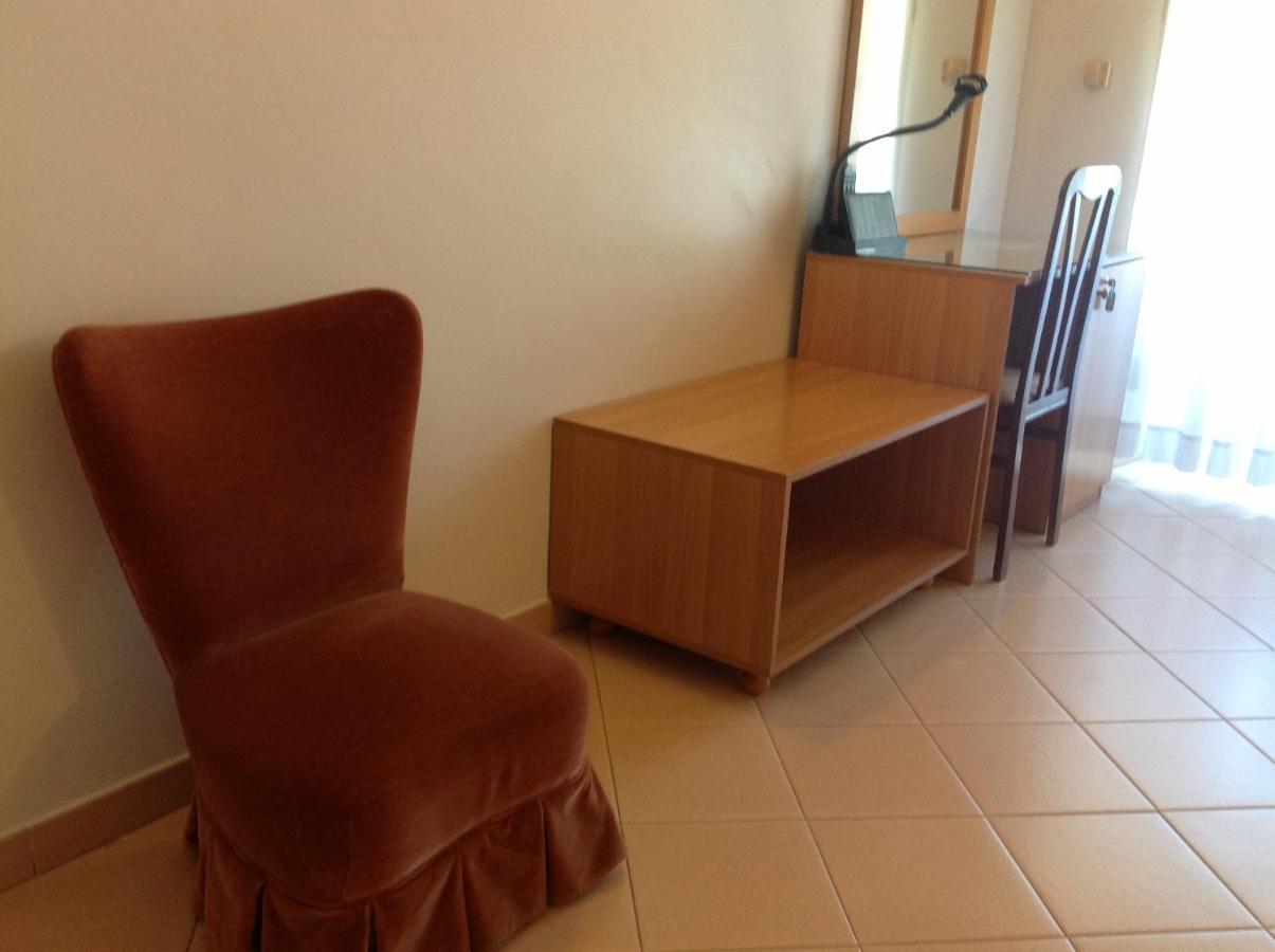 Hotel Castello Mesagne Ruang foto