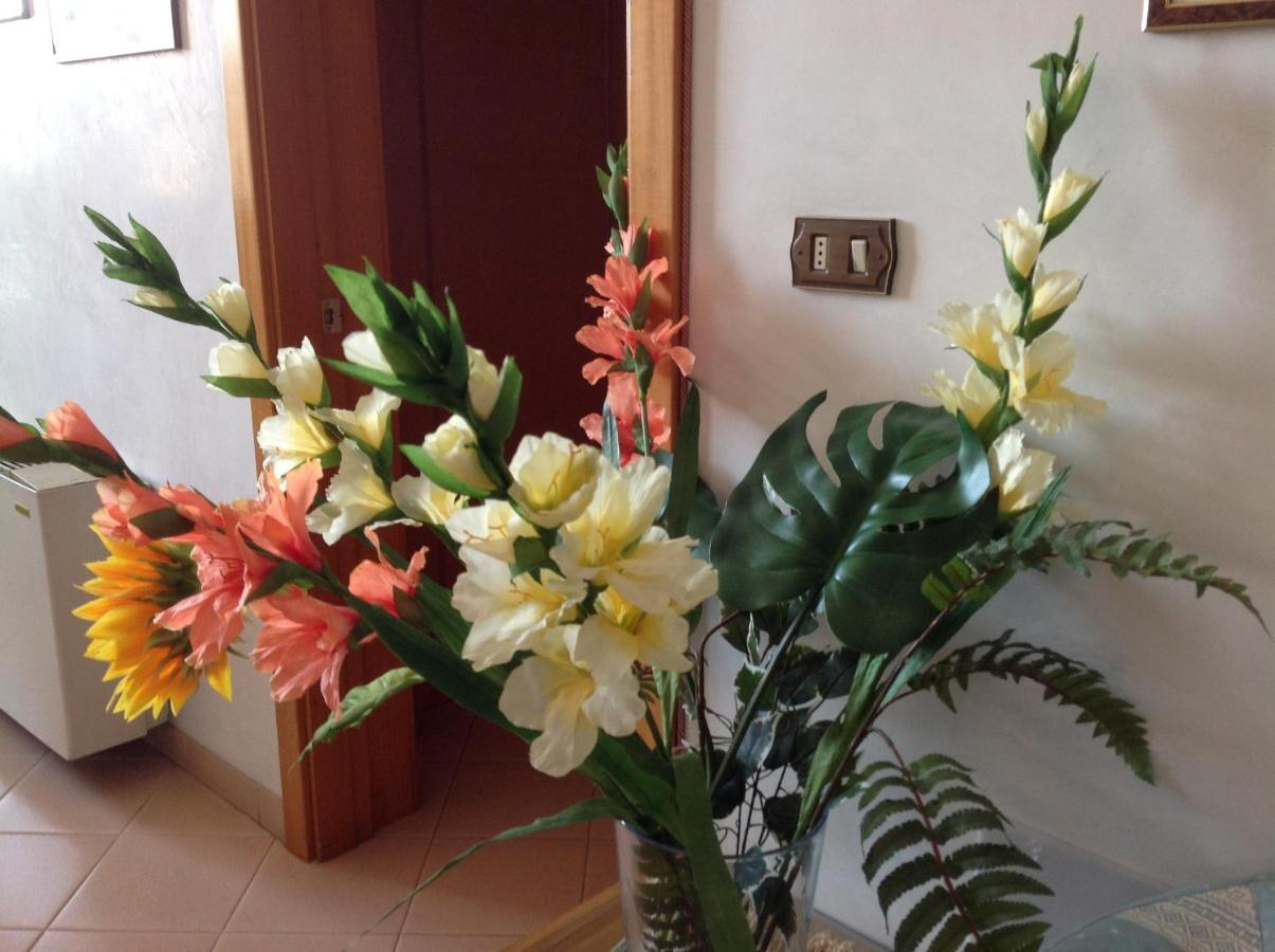 Hotel Castello Mesagne Ruang foto