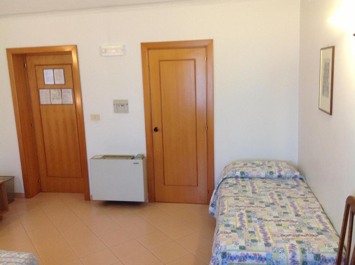 Hotel Castello Mesagne Ruang foto